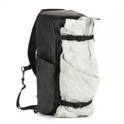 Tenba Solstice v2 16L Sling Bag-Black-2559480
