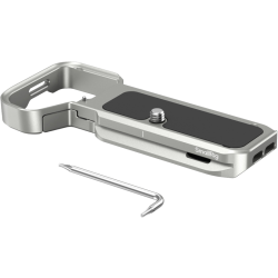 SmallRig 5482 Baseplate with Airtag Slot for Sony A7C II / A7CR Silver