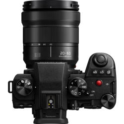 Panasonic Lumix S5M2 20-60mm kit