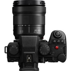 Panasonic Lumix S5M2X 20-60mm kit