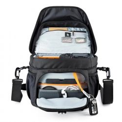 Lowepro Torba Nova 180 AW II Black
